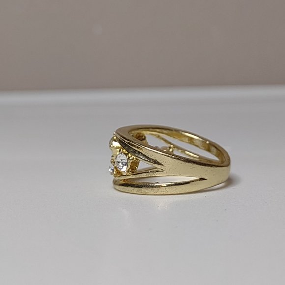 Cute Gold Tone Ring Size 6.5 - Picture 3 of 11